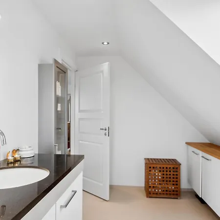 Feriehus 3 Bedroom Amazing In