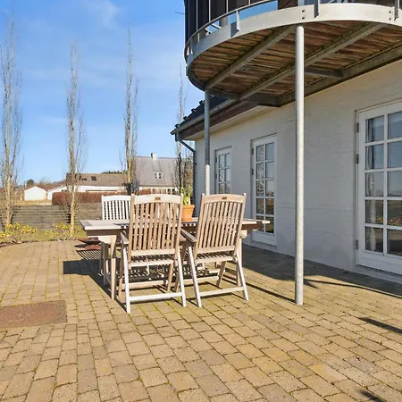 3 Bedroom Amazing In Feriehus *