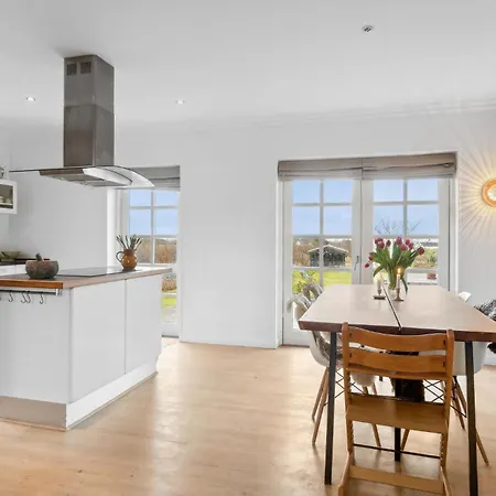 3 Bedroom Amazing In Feriehus