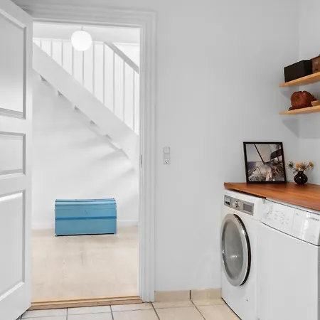 3 Bedroom Amazing In Feriehus *